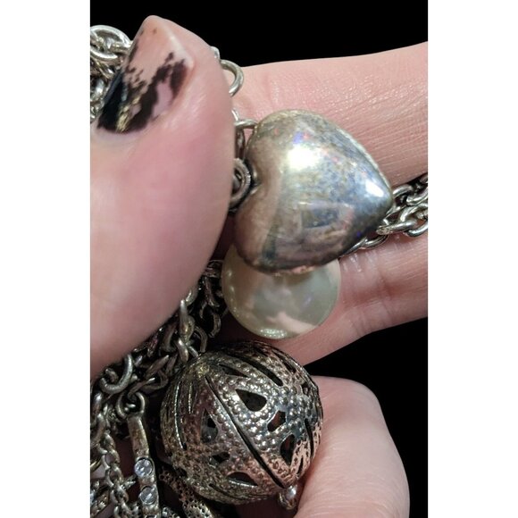 Avenue Y2K Cluster Charm Pendant Necklace - Picture 4 of 9